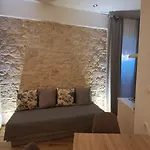 Apartment Medulic & *