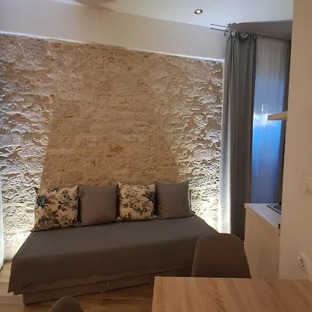 Apartment Medulic & *