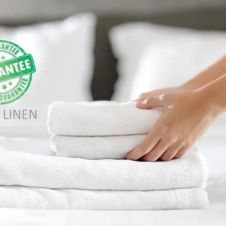 アパート メドゥリツ パレス ルーム ＆ *