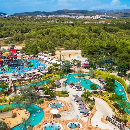 Medulic Palace & Apartamento *