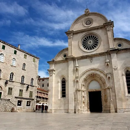 Medulic Palace & Šibenik