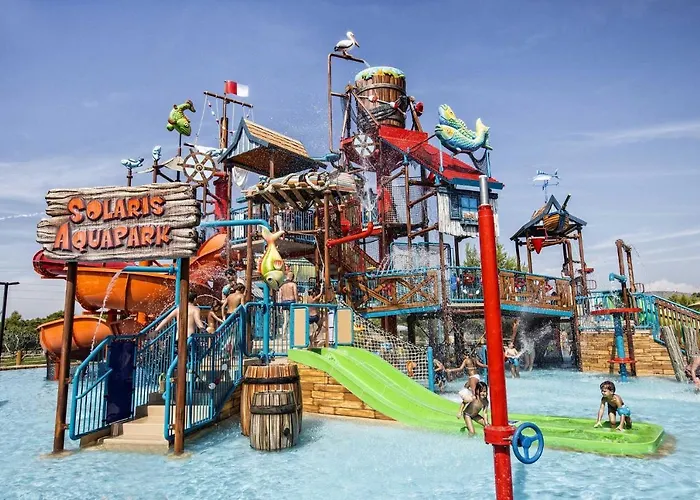 公寓 麦杜丽西宫客房与公寓酒店