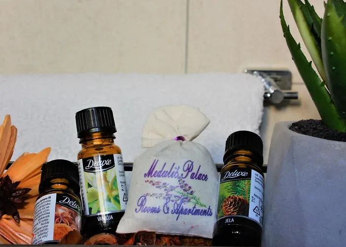 公寓 麦杜丽西宫客房与公寓酒店